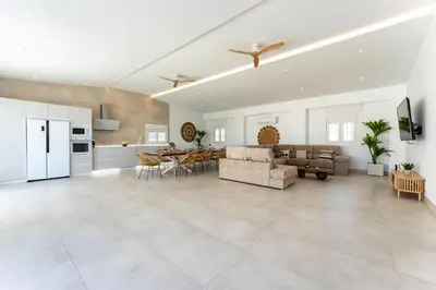 Una cocina o zona de cocina en MalagaSuite Villa Nomada El Torcal