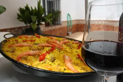 Comida en o cerca of this country house