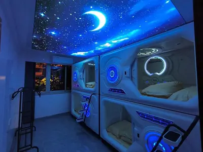 Plano de bambu hostel capsules