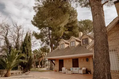 Edificio en el que se encuentra the country house