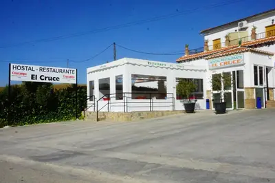 Edificio en el que se encuentra el hostal o pensión