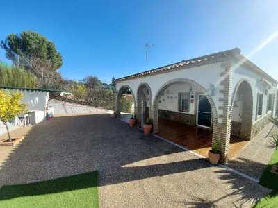 Edificio en el que se encuentra la casa o chalet