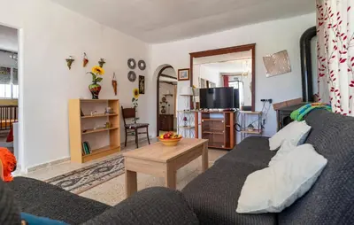 Zona de estar de Awesome Home In Alcala La Real