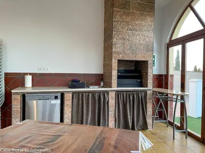 Una cocina o zona de cocina en Casa Rural El Junquillo