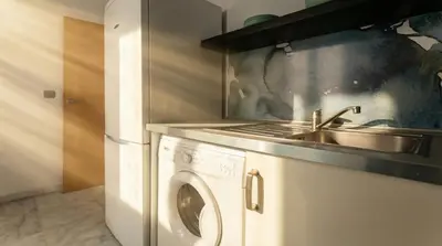 Una cocina o zona de cocina en Sunny & Central - 10' Walk Setas - FREE Garage