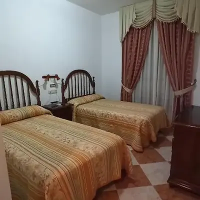 Hostal Algaidas