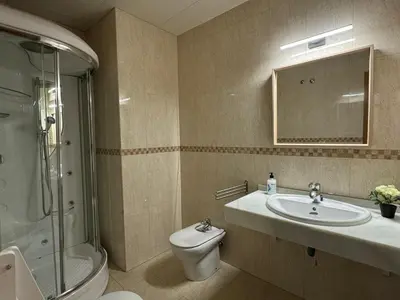 Un baño de MR Apartamentos 2