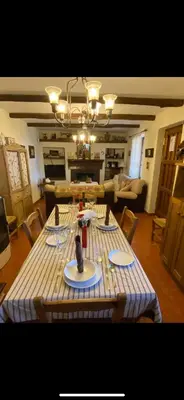 Zona de estar de cortijo la alberquilla