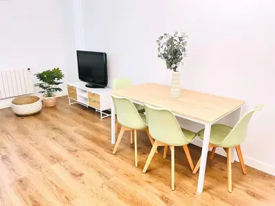 Una televisión o centro de entretenimiento en VILLA ANTALA - Apartamento Enrique Redel