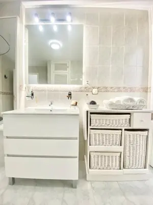 Un baño de Apartamento Andalucía Centro III