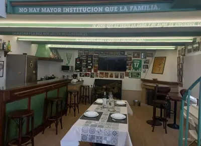 Un restaurante o sitio para comer en El Txoko Andaluz