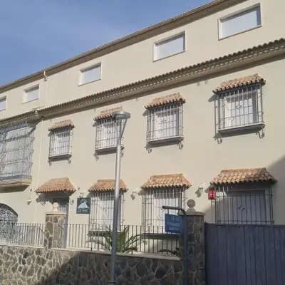 ALBERGUE LA TIÑOSA
