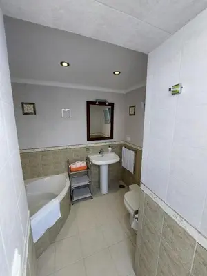 Un baño de CASA JARO
