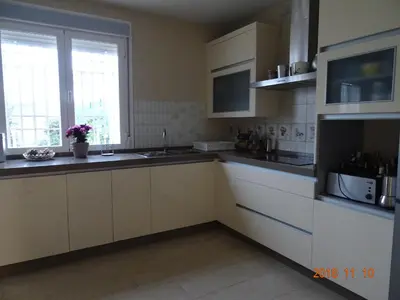 Una cocina o zona de cocina en Casa de diseño con jardín cerca de Córdoba