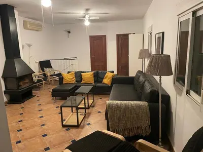 Zona de estar de Lovely 10-Bed Villa with Private Pool & Garden