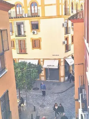 Edificio en el que se encuentra el apartamento