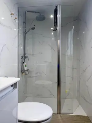 Un baño de SANTA CLARA Con opción a Parking