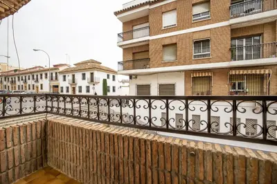 Un balcón o terraza de Apto Vallellano junto al casco histórico & Parking incluido