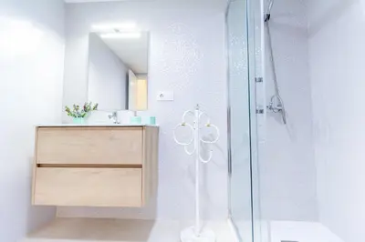 Un baño de Alohamundi San Esteban III
