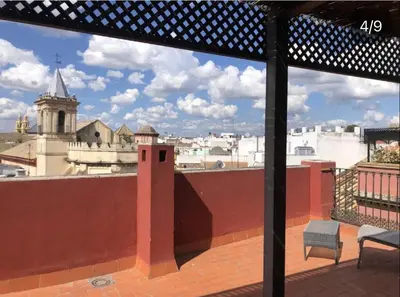 Un balcón o terraza de SEVILLA ROOM, VIEW TO THE CITY