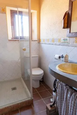 Un baño de Casa Rural La Milana