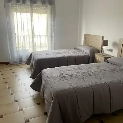 APARTAMENTOS LEONOR
