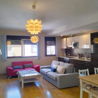 Zona de estar de 601 Moderno y Amplio apartamento en Valdeolleros