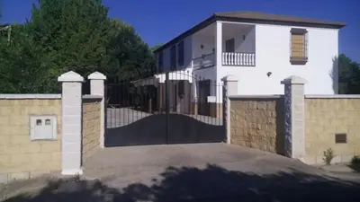 Edificio en el que se encuentra la casa o chalet