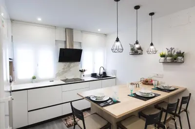 Una cocina o zona de cocina en El Refugio De Ensueño