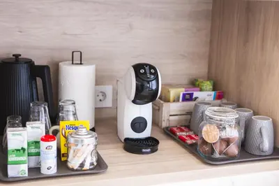 Utensilios para hacer té y café en El Refugio De Ensueño
