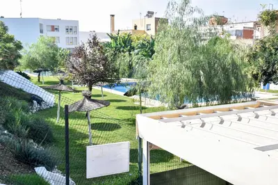 Jardín al aire libre en New Premium Apartment - Free Parking & Pools