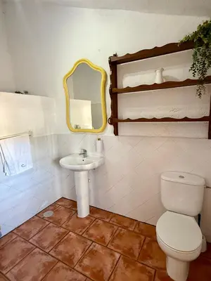 Un baño de El Cielo, Cortijo en el corazón de las montañas