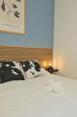 Cama o camas de una habitación en Luxury, Modern & Style Mezquita