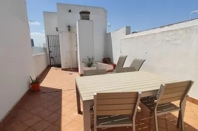 Un balcón o terraza de Castellar, amplia terraza y ubicación ideal