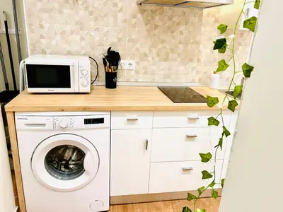 Una cocina o zona de cocina en Plaza de Andalucía Home con parking
