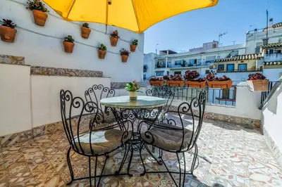 Un balcón o terraza de Casa Los Naranjos - Terraza en el Casco Histórico