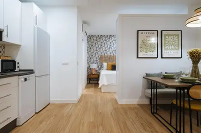 Una cocina o zona de cocina en Wish Suite Miraflores de Sevilla