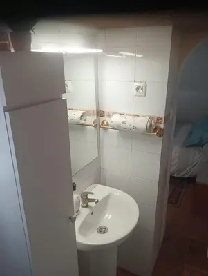 Un baño de ALBORADA TRES