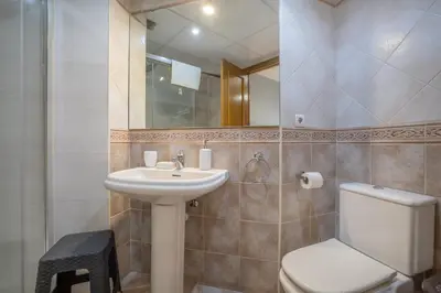 Un baño de Coral & Apartment & Parking