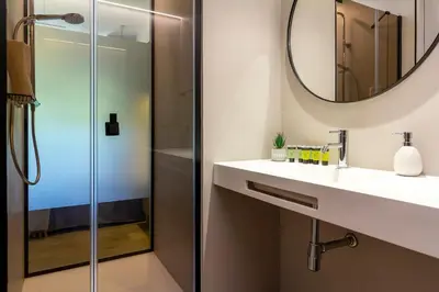 Un baño de Feelathome Nervión Apartments