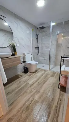 Un baño de Loft Puerta Almodovar