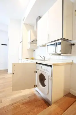 Una cocina o zona de cocina en Nuevo estudio centro Sevilla. AC/WIFI Castellar 56