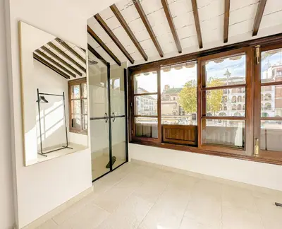 Un baño de An Unbeatable Location in the Very Centre of Ecija