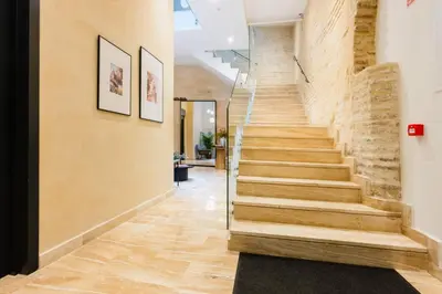 Plano de Luxurious Studio overlooking Casa Pilatos