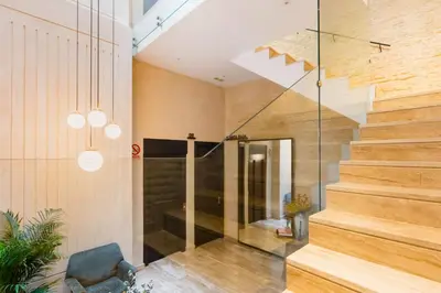 Plano de Luxurious Duplex - bathtub - 2Bd 2Bth Casa Pilatos