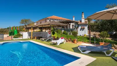 Piscina en o cerca de Casa Rural Cayara by Ruralidays