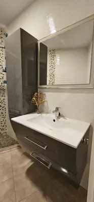 Un baño de Relator Suites