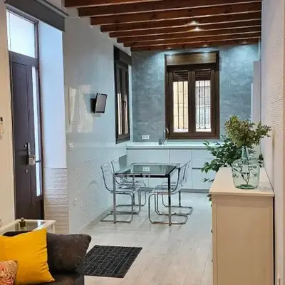 Relator Suites