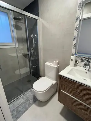 Un baño de Baeza aloja cuenta con servicios a 1 y 5 minutos