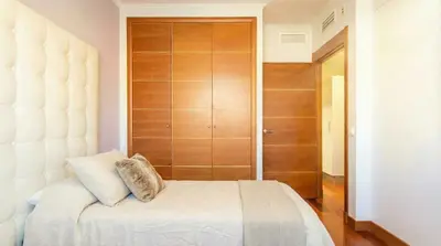 Cama o camas de una habitación en Luxury apt in Plaza de España - FREE parking
